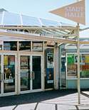 Eingang Stadthalle