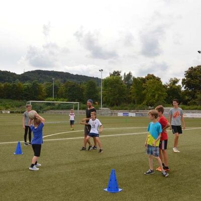 Bild vergr&ouml;&szlig;ern: Fussball