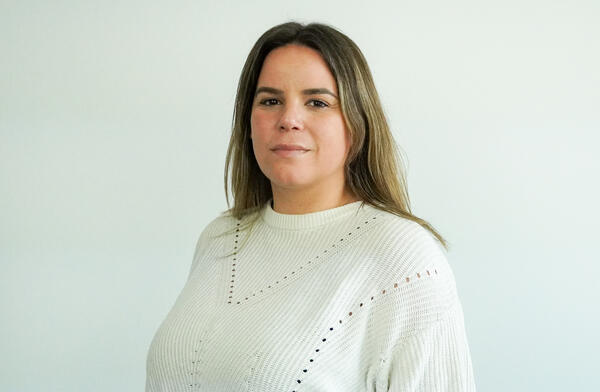 Porträtfoto einer städtischen Mitarbeiterin bzw. eines städtischen Mitarbeiters