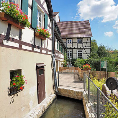 Bild vergr&ouml;&szlig;ern: Schlossmühle  (Foto: Karl Schuwerk - www.fahrrad-tour.de)
