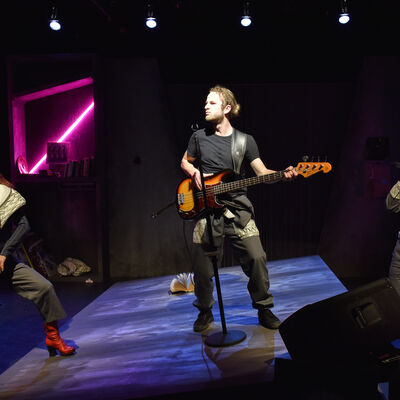 Loving the Alien_Foto Peter Empl