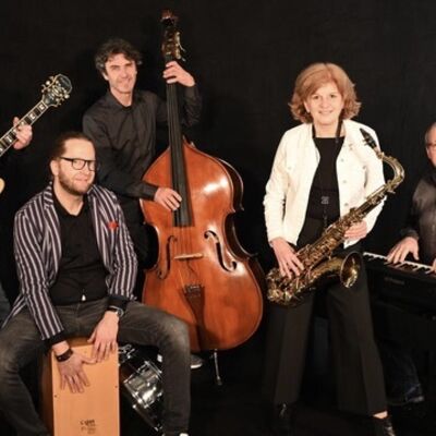 Bild vergr&ouml;&szlig;ern: Carla 16zu9