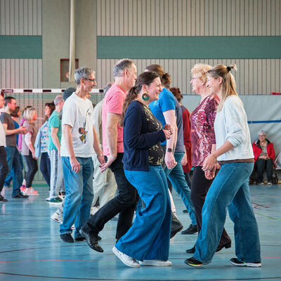 Bild vergr&ouml;&szlig;ern: Pferdemarkt 2026: Swing die Hufe und Modelleisenbahnausstellung