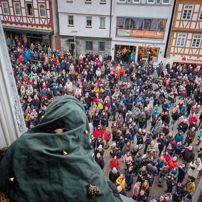 Bild vergr&ouml;&szlig;ern: Pferdemarkt 2026: Rathaussturm und Reiterstadion