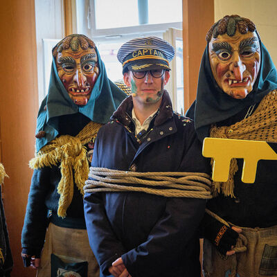 Bild vergr&ouml;&szlig;ern: Pferdemarkt 2026: Rathaussturm und Reiterstadion