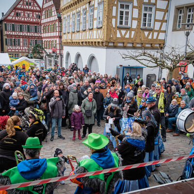 Bild vergr&ouml;&szlig;ern: Pferdemarkt 2026: Rathaussturm und Reiterstadion
