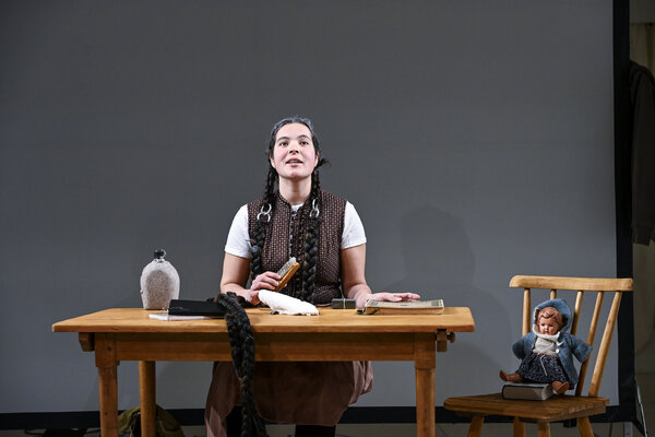 Bild vergr&ouml;&szlig;ern: Ein deutsches Mädchen_Foto Metz, LTT