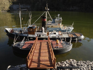 Unser Hafen mit Modellschiffen