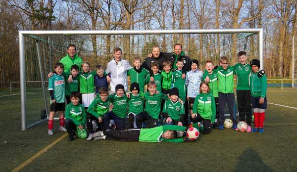 Bild vergr&ouml;&szlig;ern: Waldkicker-Projekt Spvgg Warmbronn