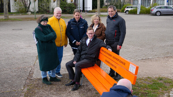 Bild vergr&ouml;&szlig;ern: Vorlage für Upload von PM-Fotos