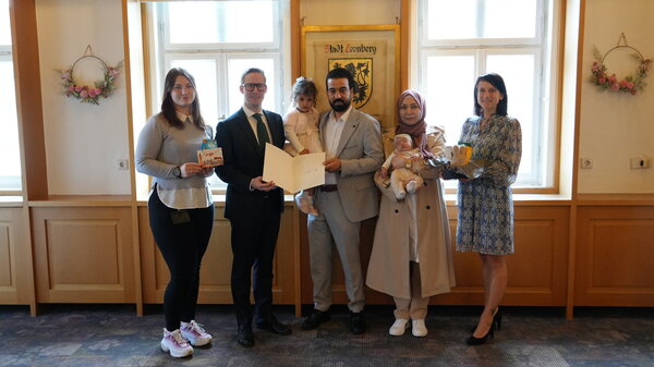 Bild vergr&ouml;&szlig;ern: Vorlage für Upload von PM-Fotos