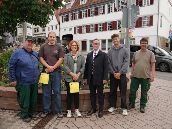 Bild vergr&ouml;&szlig;ern: Vorlage für Upload von PM-Fotos