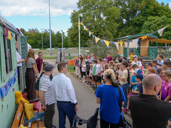 Bild vergr&ouml;&szlig;ern: Vorlage für Upload von PM-Fotos