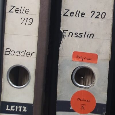 Bild vergr&ouml;&szlig;ern: Leitz-Ordner RAF (Foto: U. Painke)